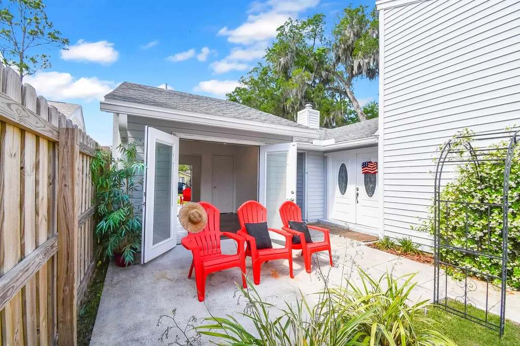 53 Fawn Lane Palm Coast FL 32137