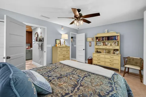 137 & 135 Riverside Drive Satsuma FL 32189