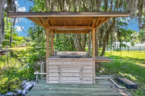 137 & 135 Riverside Drive Satsuma FL 32189