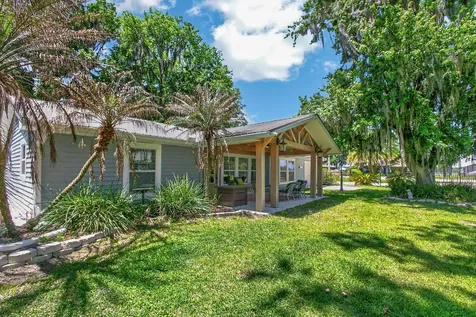 137 & 135 Riverside Drive Satsuma FL 32189