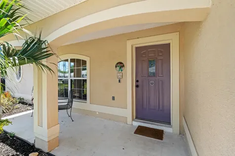 34 Beaverdam Palm Coast FL 32137