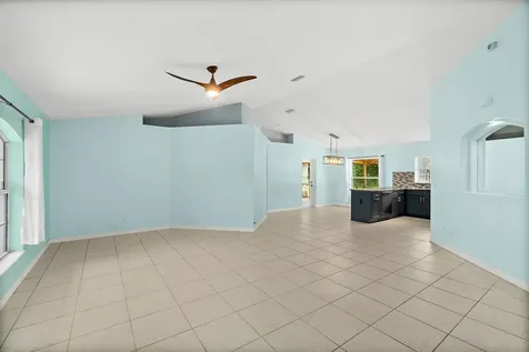 34 Beaverdam Palm Coast FL 32137