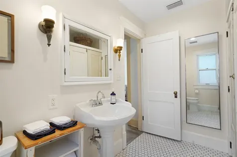 16 Locust Street St Augustine FL 32084