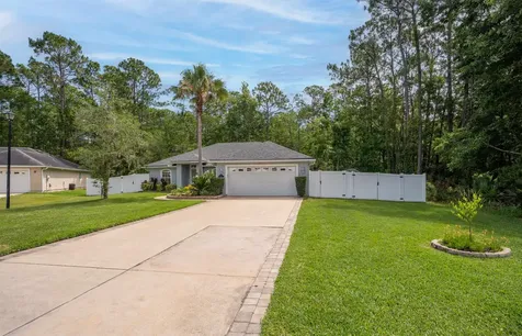 2100 Marsh Hen Court St Augustine FL 32084