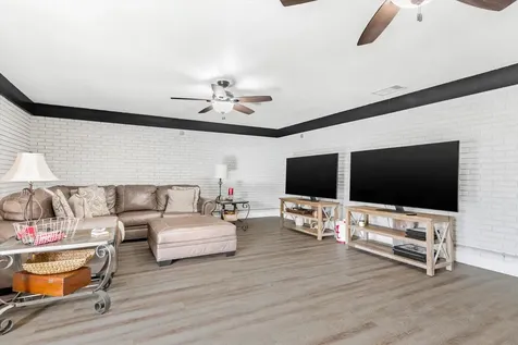 107 Betty Road Crescent City FL 32112