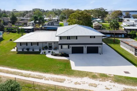 107 Betty Road Crescent City FL 32112