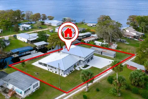 107 Betty Road Crescent City FL 32112