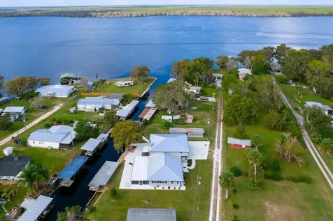 107 Betty Road Crescent City FL 32112
