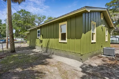 2113 Silverlake Drive Palatka FL 32177