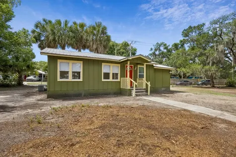 2113 Silverlake Drive Palatka FL 32177