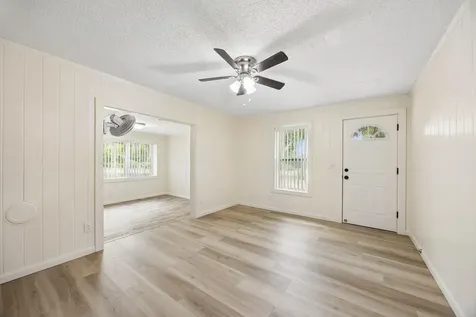 2113 Silverlake Drive Palatka FL 32177