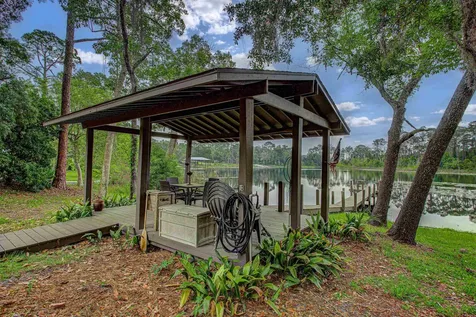 216 Lake Como Drive Pomona Park FL 32181