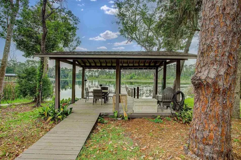 216 Lake Como Drive Pomona Park FL 32181