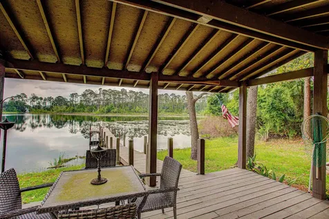 216 Lake Como Drive Pomona Park FL 32181