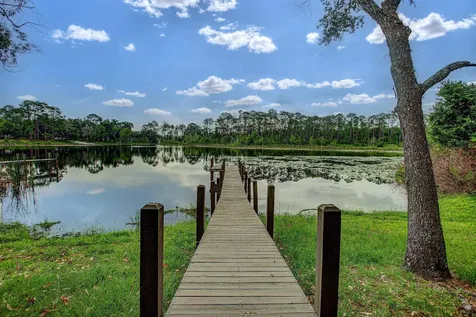 216 Lake Como Drive Pomona Park FL 32181