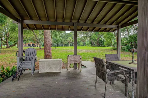 216 Lake Como Drive Pomona Park FL 32181