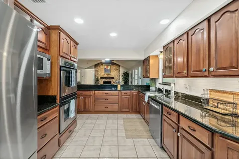 5351 Gathering Oaks Court Jacksonville FL 32258