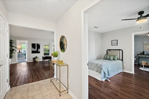 5351 Gathering Oaks Court Jacksonville FL 32258
