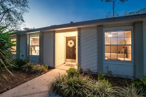5351 Gathering Oaks Court Jacksonville FL 32258