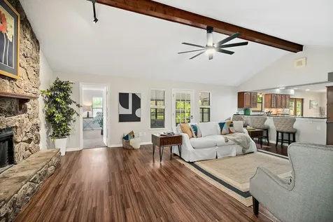 5351 Gathering Oaks Court Jacksonville FL 32258