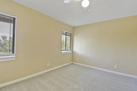 40 Club House Drive Palm Coast FL 32137