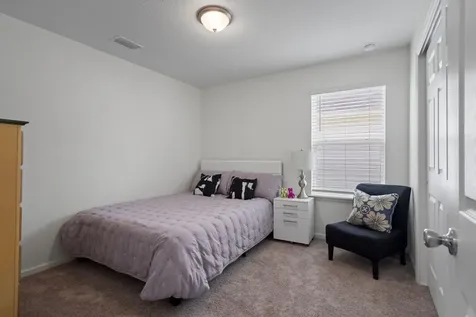 1017 Panther Lake Parkway Jacksonville FL 32221