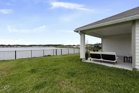 1017 Panther Lake Parkway Jacksonville FL 32221