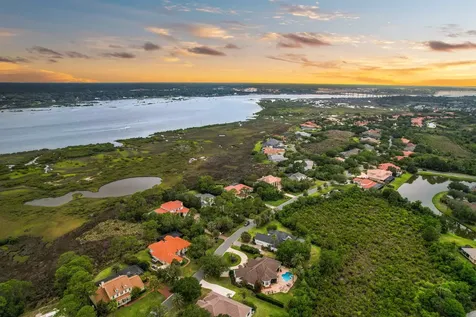 220 Fiddlers Point Drive St Augustine FL 32080