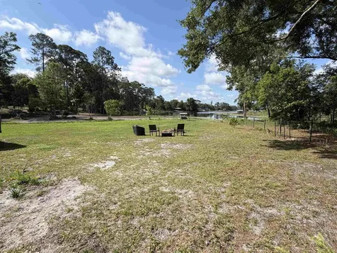 323 Sisco Road Pomona Park FL 32181