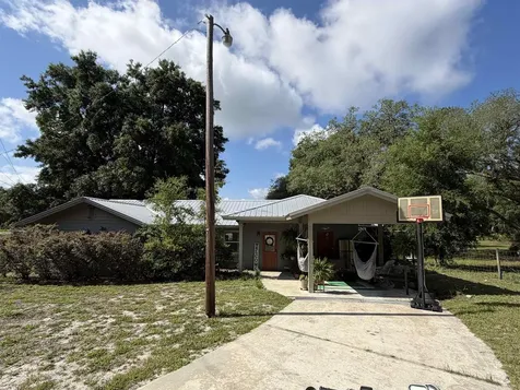 323 Sisco Road Pomona Park FL 32181