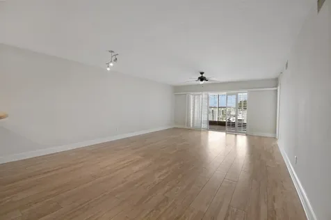 324 Village Drive St Augustine FL 32084