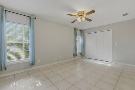 401 Ocean Breeze Lane St Augustine FL 32080