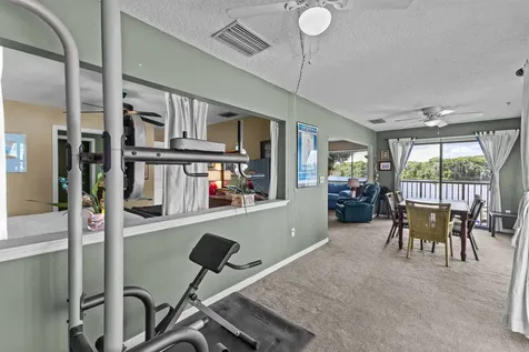 99 Broad River Place Welaka FL 32193