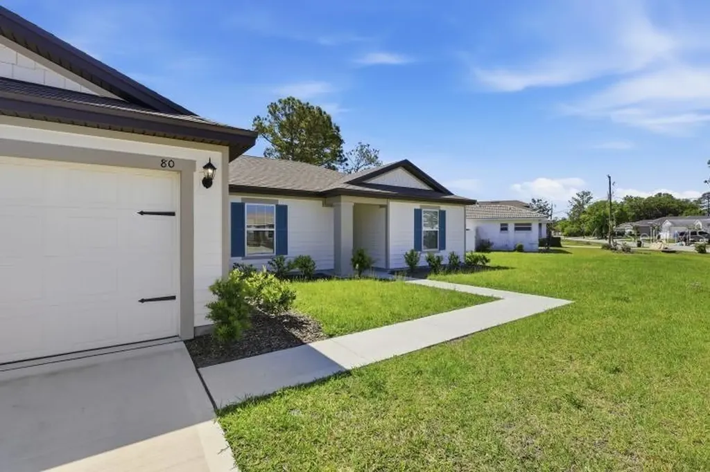19 Pineapple Drive Palm Coast FL 32164