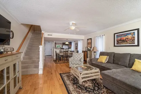 236 River Bend Place Welaka FL 32193