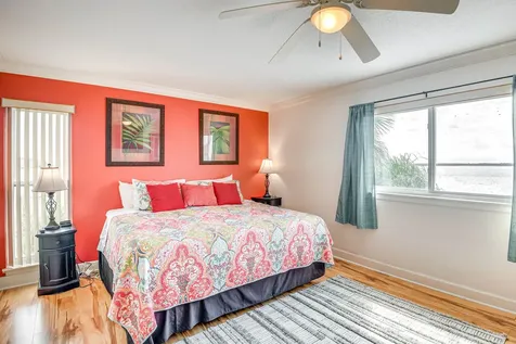 236 River Bend Place Welaka FL 32193