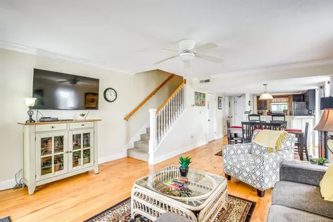 236 River Bend Place Welaka FL 32193