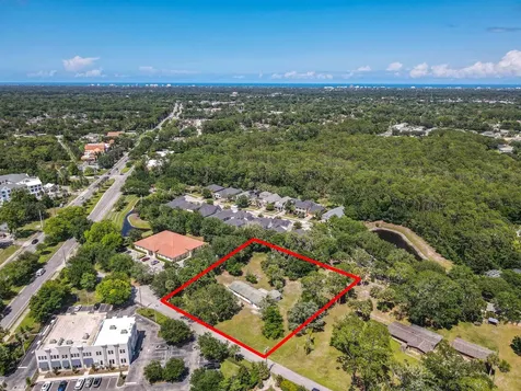10 Mirror Lake Drive Ormond Beach FL 32174