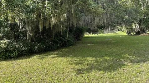 10 Mirror Lake Drive Ormond Beach FL 32174