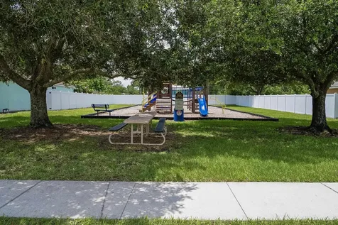 980 Oak Arbor Circle St Augustine FL 32084