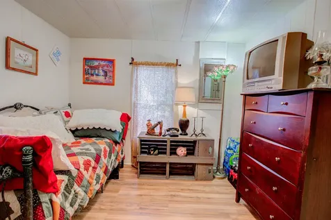 736 San Mateo Road Satsuma FL 32189