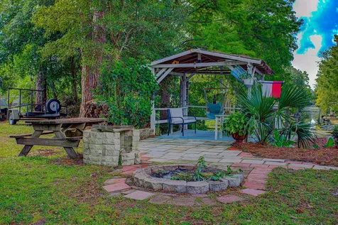 736 San Mateo Road Satsuma FL 32189