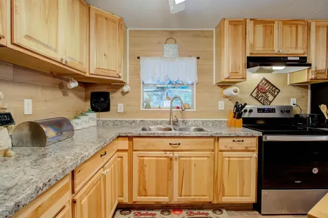736 San Mateo Road Satsuma FL 32189
