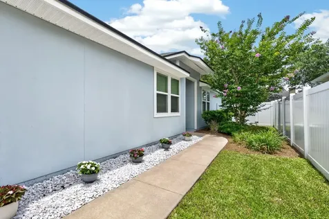 84 Monroe Avenue St Augustine FL 32086
