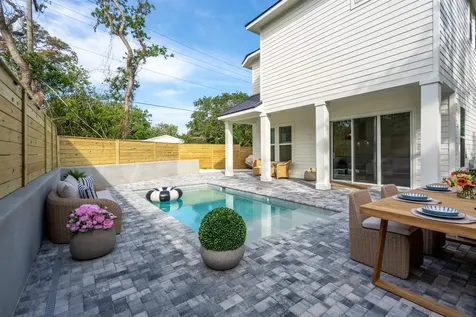 3951 Myrtle Street St Augustine FL 32084