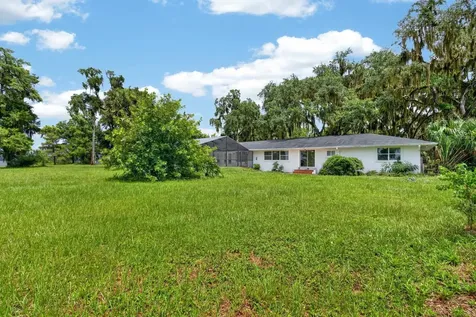 157 W Grandview Drive East Palatka FL 32131