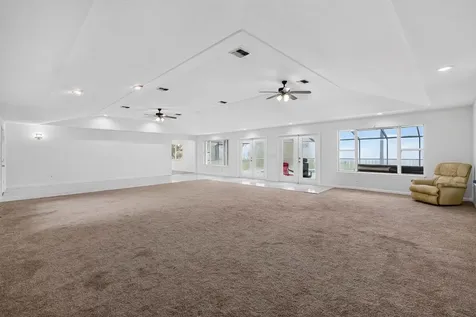 157 W Grandview Drive East Palatka FL 32131