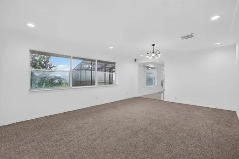 157 W Grandview Drive East Palatka FL 32131