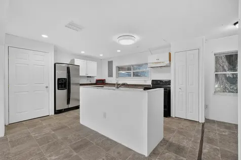 157 W Grandview Drive East Palatka FL 32131