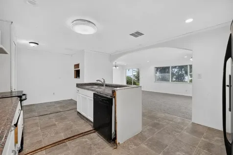 157 W Grandview Drive East Palatka FL 32131